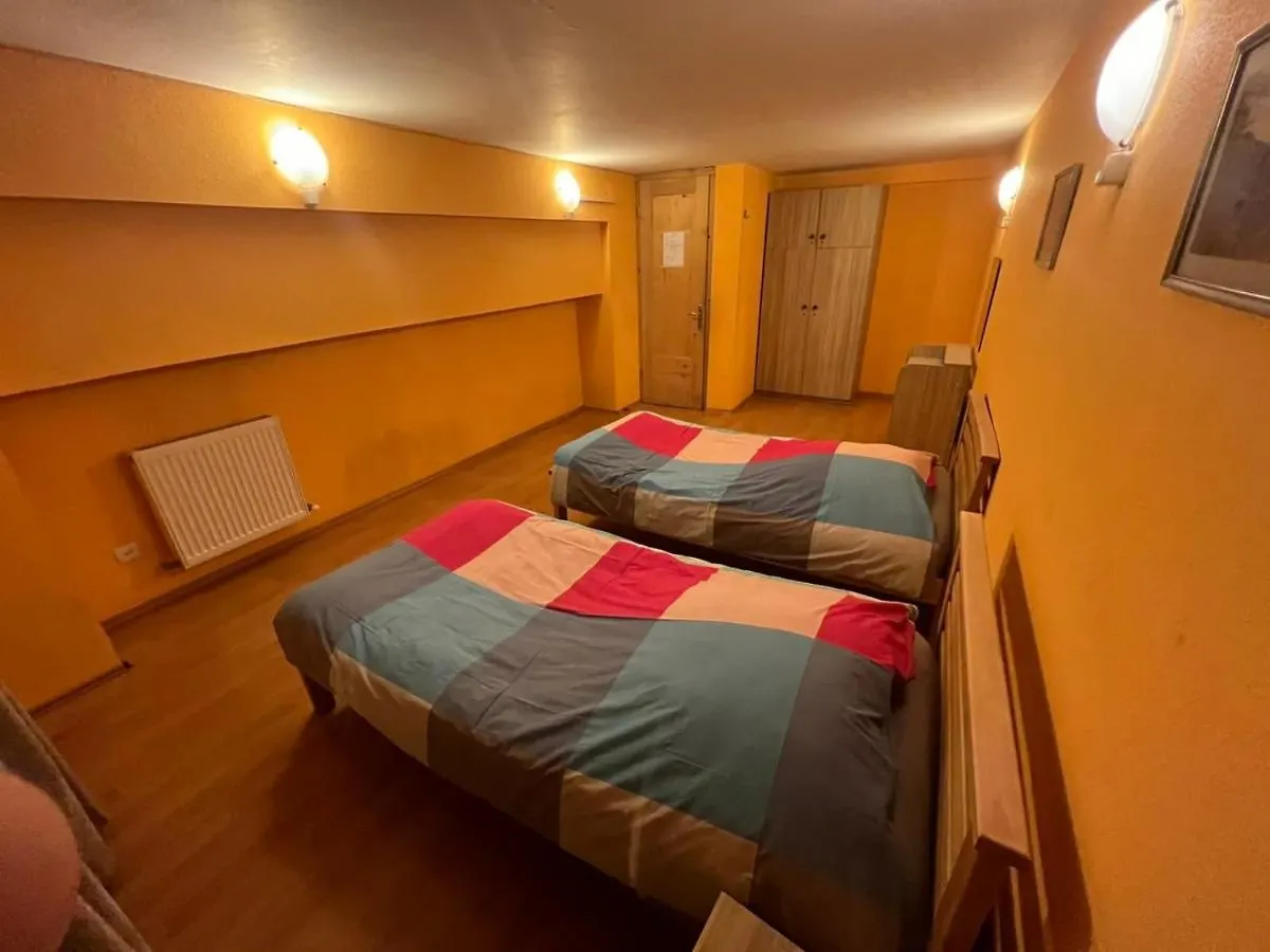 Budget Hostel Zodiac Tbilisi